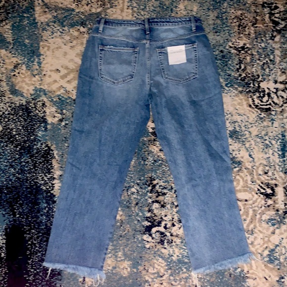 Flying Monkey boyfriend capris - Picture 2 of 4